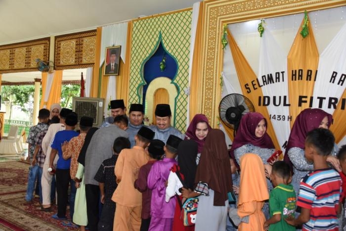 Bupati Bengkalis Gelar Rumah Terbuka di Wisma Daerah Sri Mahkota