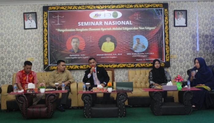 STIE Syariah, Taja Seminar Nasional Sengketa Ekonomi Melalui Litegasi