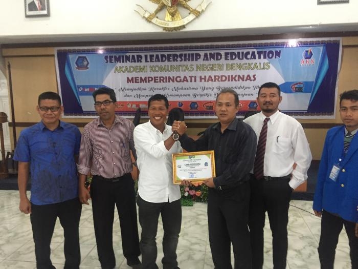 BEM AKN Bengkalis Taja Seminar Leadership and Education