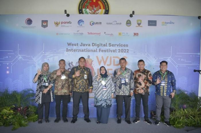 Hadiri WJDS Festival, Bupati Kasmarni : Kita Siap Wujudkan SPBE