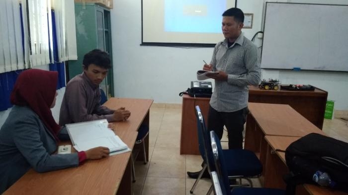 Lakukan Pengabdian, Dosen TI Polbeng Taja Kegiatan e-Learning di Bengkalis