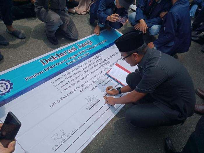 BEM Polbeng Desak Legislatif Tandatangani Deklarasi Janji Tuntutan Mahasiswa