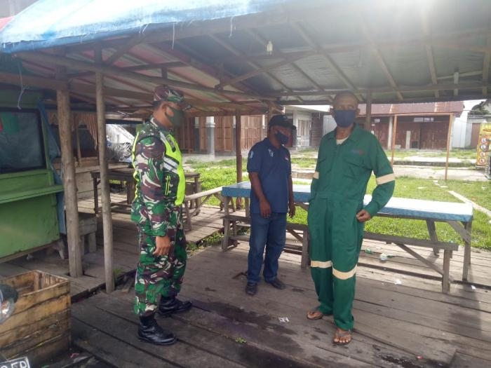 Babinsa Koramil 08/Merbau cegah Covid - 19, melalui sosialisasi Gakplin