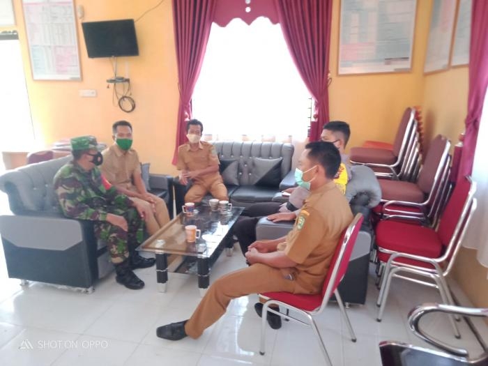 Putus Penyebaran Covid 19, Serma Suriyadi Giat Lakukan Operasi Prokes Di Desa Dayang Suri