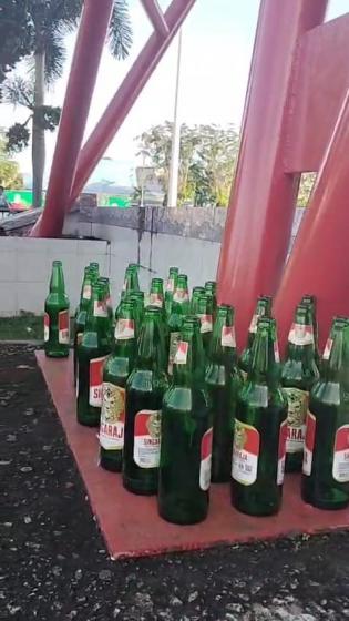 Miras Bertebaran di Lapangan Tugu Bengkalis: Lemahnya Pengawasan atau Kolusi Aparat?