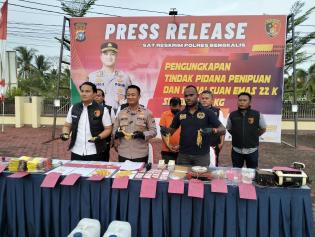 Satreskrim Polres Bengkalis Berhasil Ungkap Penjual Emas Palsu di Pasar Duri
