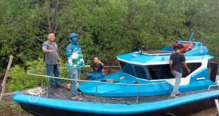 Tim Teknik Perkapalan Polbeng Rampungkan Interior Kapal HDPE Untuk Pembukaan MTQ Provinsi Riau ke-43