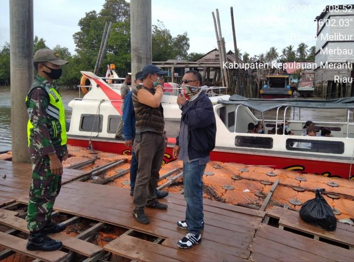 Putus Penyebaran Covid 19, Personil Koramil 08 Merbau Gelar Operasi Prokes