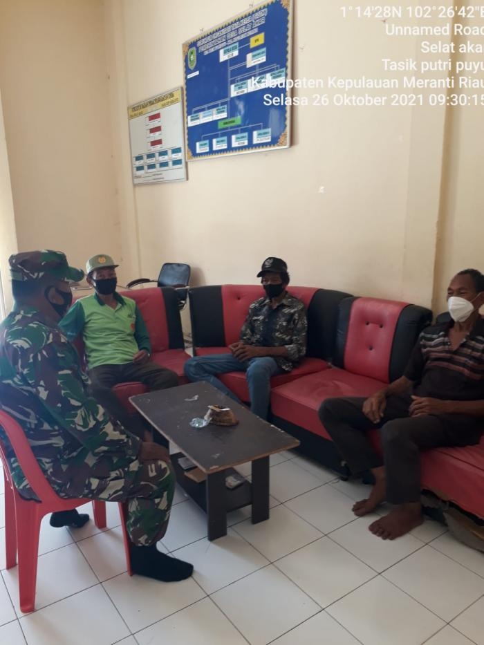 Antisipasi Penularan Virus Desase, Pelda Albiker Nababan Giat Lakukan Patroli Prokes