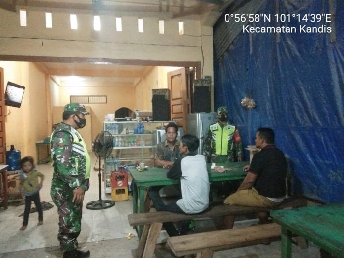 Anggota TNI 11 Kandis Gelar Operasi Prokes
