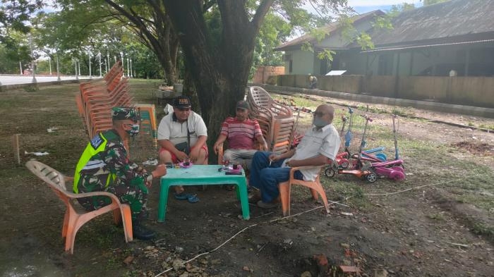 Cegah Covid 19, Serda Roni Panjaitan Gelar Operasi Prokes di Kampung Jambai Makmur
