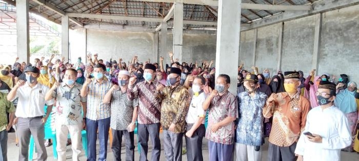 Hadiri Kenduri Kampoeng, Warga Pematang Pudu Kompak Teriak "Abi Bahrun Bupati”
