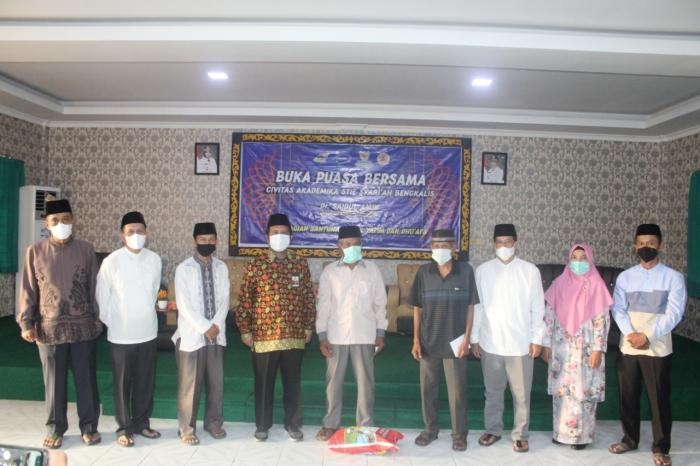 STIE Syariah Bengkalis Buka Puasa Bersama Dengan Kaum Dhuafa Dan Anak Yatim