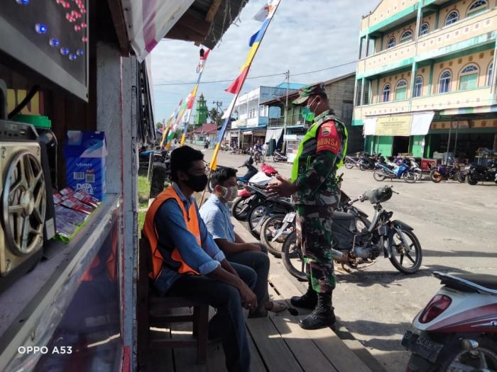 Anggota Danramil 08/Merbau Kembali Gelar Patroli Kesehatan dan Penegakan Disiplin   