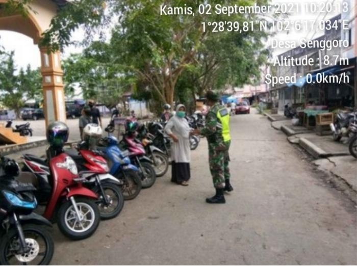 Putus Mata Rantai Covid 19, Serda Mustaqim Terapkan Aturan Prokes di Desa Senggoro Bengkalis
