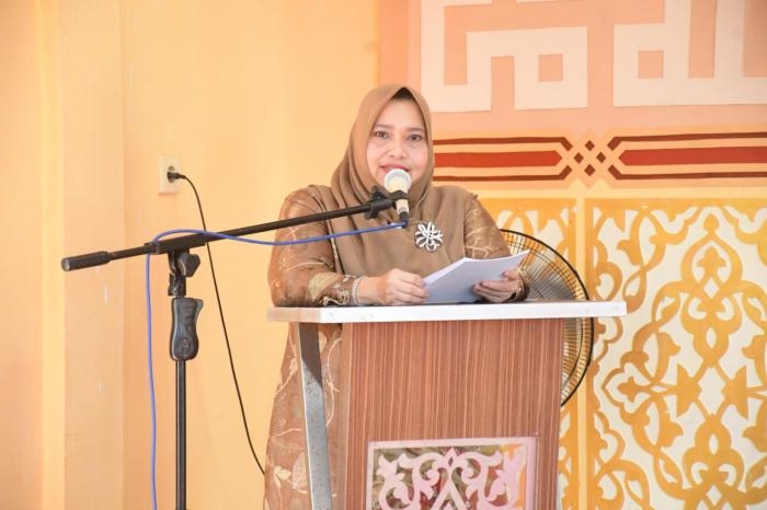 Bupati Kasmarni Safari Ramadhan di Kecamatan Bantan Sekaligus Salurkan Bantuan Kepada Masyarakat 