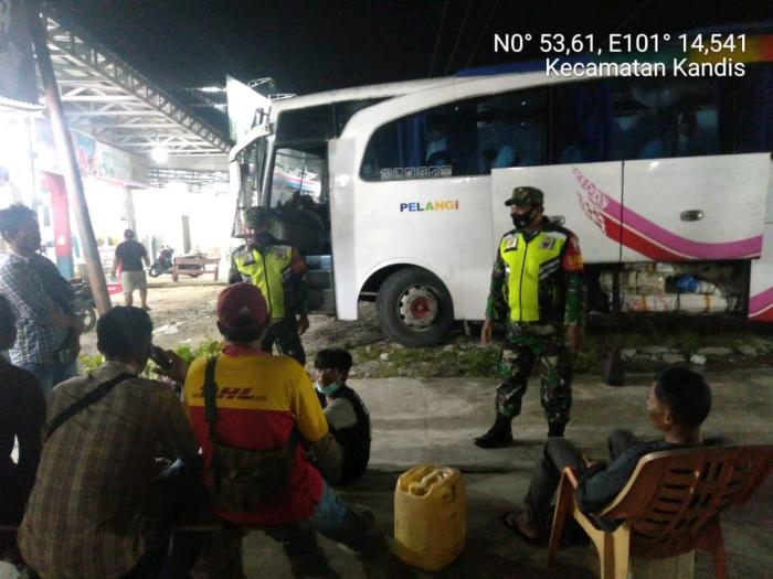 Personil TNI 11 Kandis Kembali Gelar Patroli Prokes Di Telaga Sam Sam