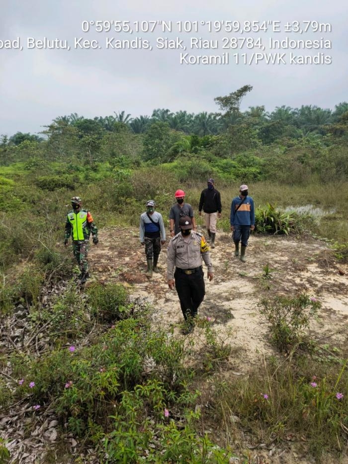 Pantau Titik Api, Babinsa Kampung Jambai Makmur Kembali Gelar Patroli Karlahut