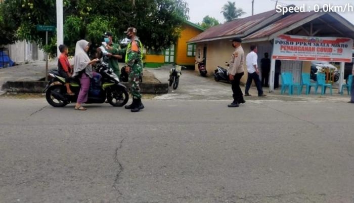 Antisipasi Penyebaran Covid, Babinsa Desa Pangkalan Batang Barat Gelar Komsos