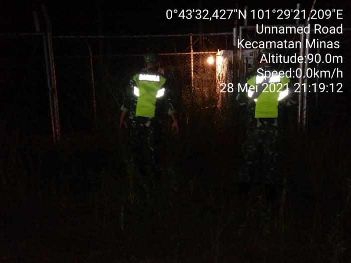 Hindari Dari Kerusakan, Babinsa Kampung Minas Barat Gelar Patroli di Objek Vital Nasional