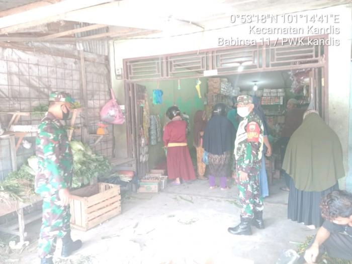 Personil TNI 11 Kandis Gelar Operasi Bantuan Kemanusiaan