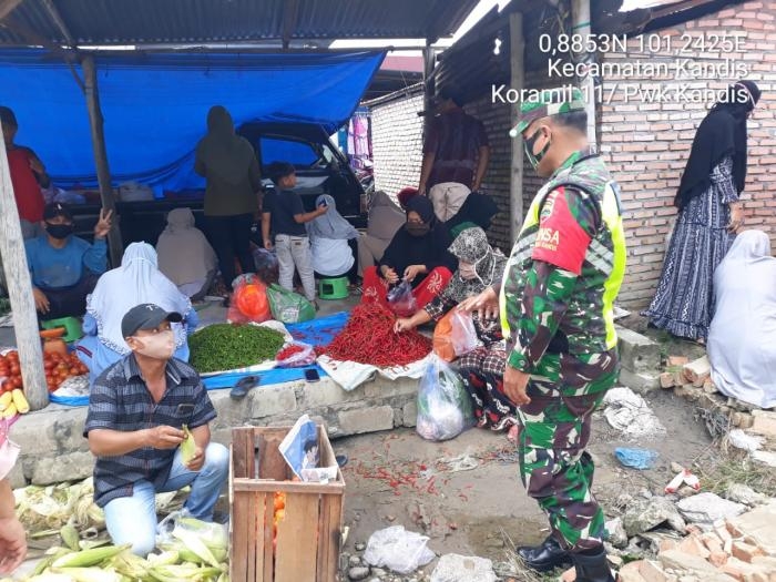 Babinsa Koramil 11/Pwk Kandis gelar patroli gakplin di Kelurahan Telaga Sam Sam. 