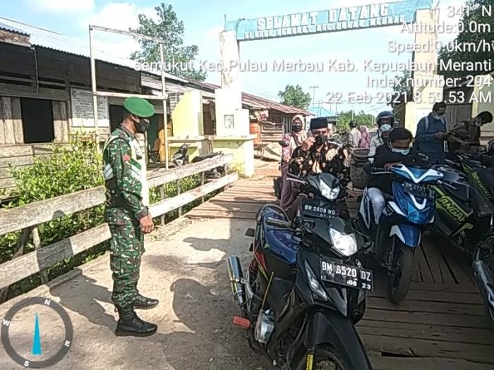 Putus Mata Rantai Covid 19, Babinsa Desa Semukut Giat Lakukan Patroli Prokes