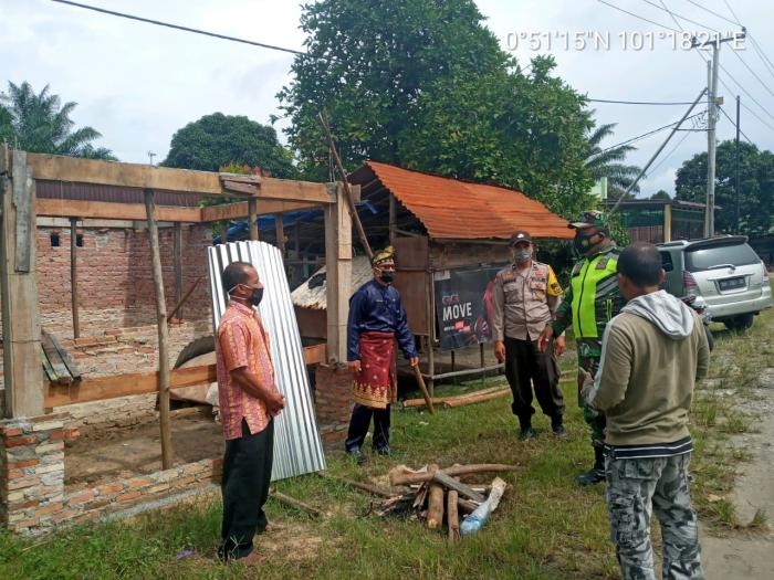 Babinsa Kelurahan Simpang Belutu Gelar Kegiatan Komsos