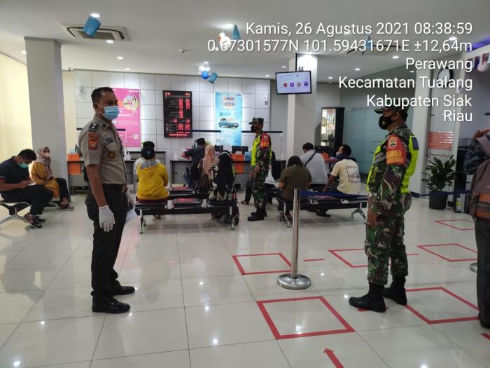 Cegah Covid 19, Koptu Dedi Terapkan Aturan Prokes di Pasar Tuah Serumpun KM 4 Perawang