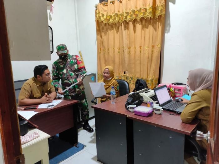 Cegah Wabah Covid 19, Personil Koramil 01 Bengkalis Gelar Komsos Kepada Warga