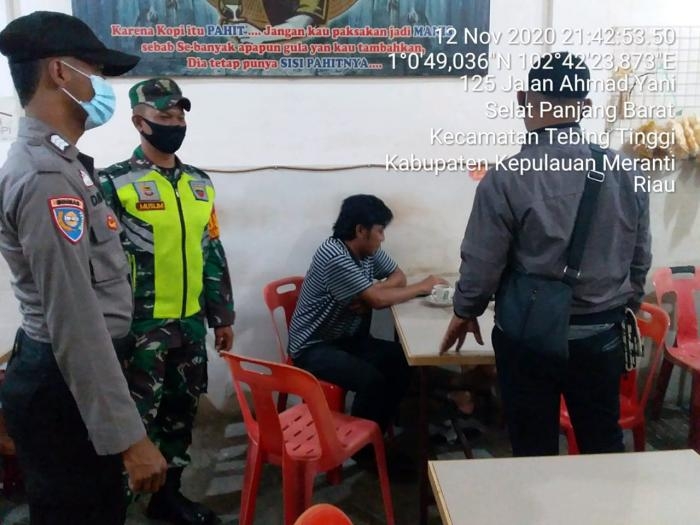 Cegah Covid - 19 Danramil 02/TT kembali gelar Gakplin protokol kesehatan. 