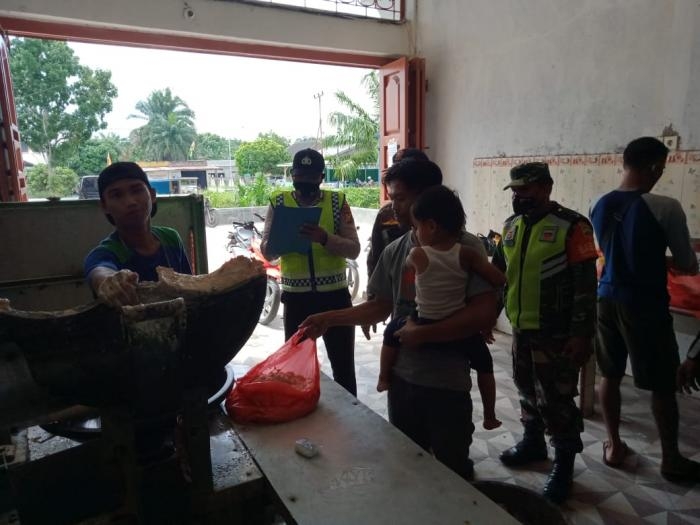 Cegah Penularan Covid 19, Serma Suriadi Kembali Gelar Patroli Kesehatan