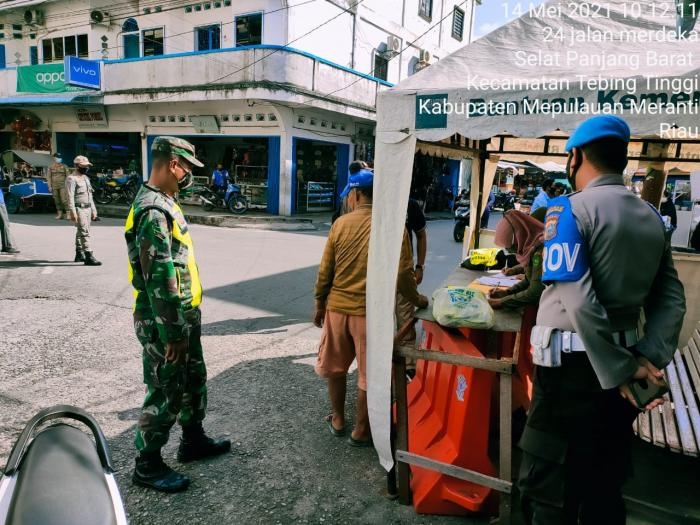 Putus Penyebaran Covid 19, Personil Koramil 02 Tebing Tinggi Kembali Menggelar Operasi Yustisi