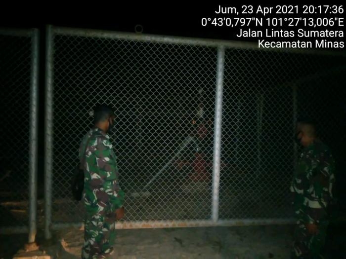 Jaga Area 2 PT CPI, Babinsa Kelurahan Minas Jaya Gelar Patroli Wilayah   