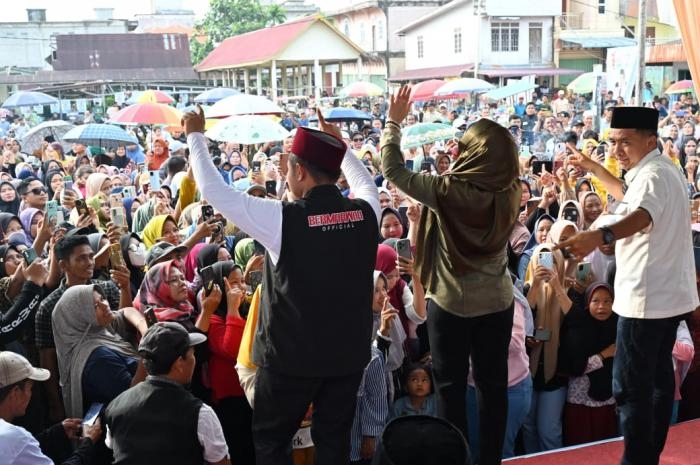 Anggota DPR RI Iyet Bustami Jadi Jurkam Abdul Wahid di INHIL 