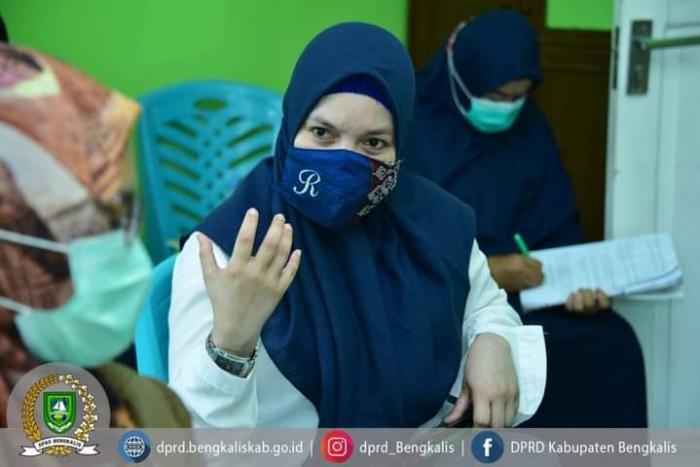 Anggota Komisi IV Rahmah Yenny, M.Si : Gedung rawat inap dan fasilitas ambulan harus segera difungsi