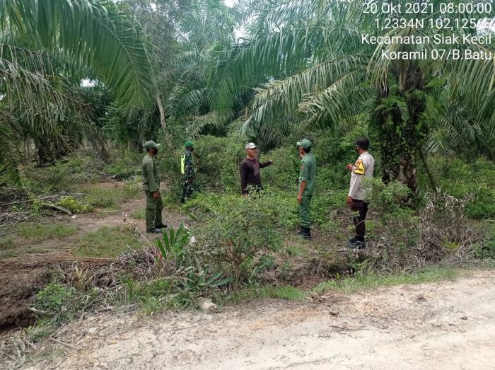 Serda Paryadi Kembali Sosialisasi Bahaya Karlahut Kepada Warga Desa Liang Banir Kecamatan Siak Kecil