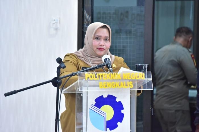 Kepedulian Terhadap Pembangunan, Bupati Bengkalis Kasmarni Launching Polbeng Membangun Desa