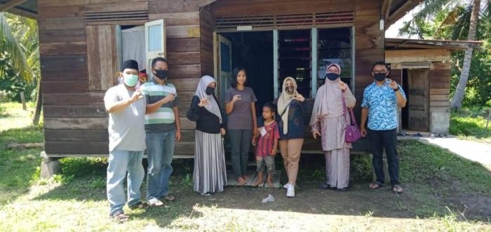 Bunda Yana : Mari Bantu Pemerintah Ringankan Beban Saudara Kita Yang Membutuhkan