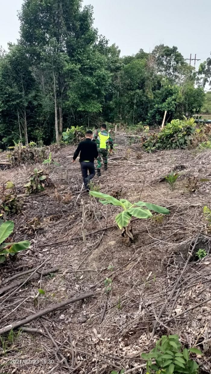 Cegah Terjadinya Kebakaran, Serka Dame Silaban Giat Lakukan Patroli Karlahut
