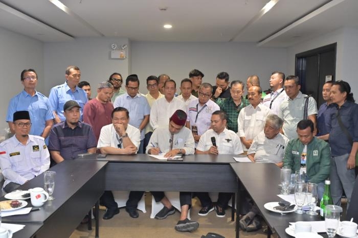 UAS Titip 16 Poin Komitmen Ke Paslon Bermarwah 