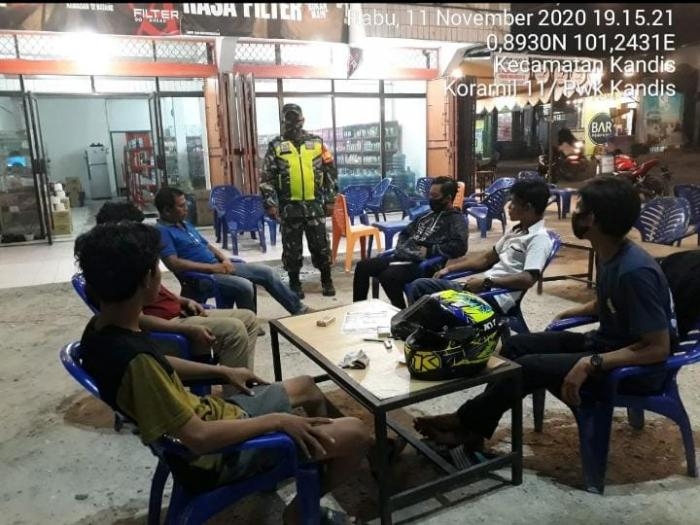Anggota Danramil 11/Pwk Kandis Kembali Gelar Patroli Gakplin Protokol Kesehatan.