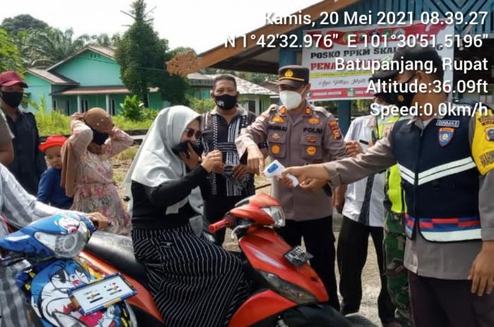 Bahaya Penularan Covid 19, Babinsa Kelurahan Batu Panjang Kembali Lakukan Disiplin Prokes