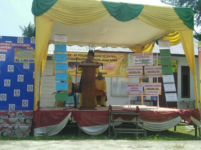 Pemanfaat UEK-SP Sungai Pakning Dapat Hadiah Perhiasan Emas dan Uang Tunai