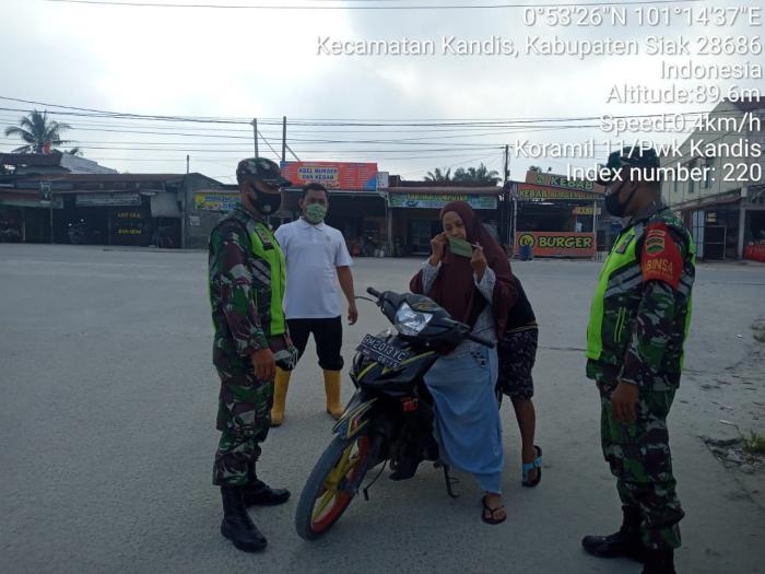 Cegah Virus Desase, Pelda Rahman S Giat Lakukan Patroli di Posko PPKM Telaga Sam Sam