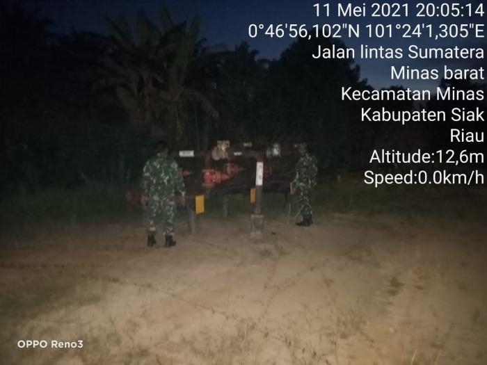 Diakhir Ramadhan, Babinsa Kampung Minas Barat Gelar Patroli Di Objek Vital Nasional