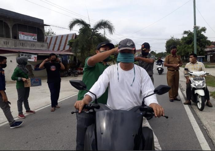 PKBM Albantani Bagikan 1000 Masker Kepada Masyarakat Kecamatan Bantan