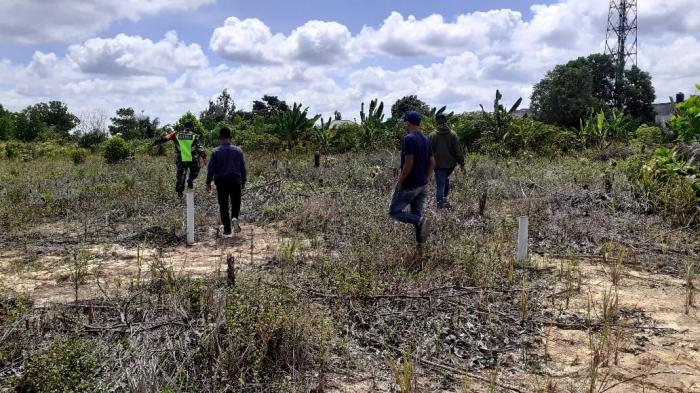 Antisipasi Kebakaran Hutan, Personil Koramil 10 Perawang Menggelar Patroli Karlahut