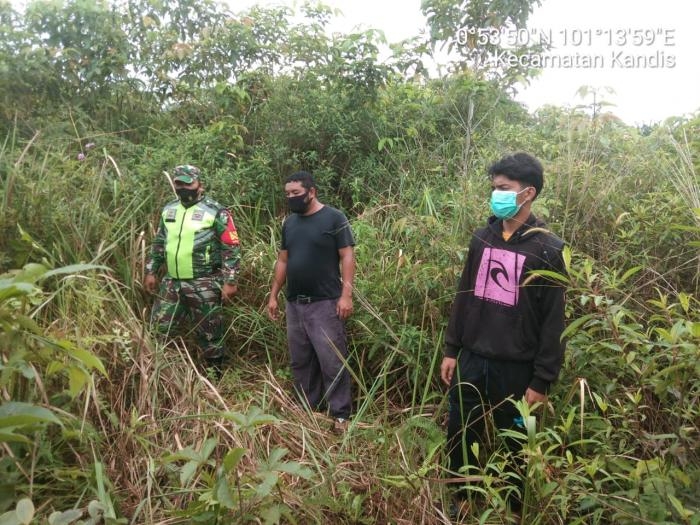 Antisipasi Kebakaran, Personil Koramil 6 Sungai Apit Gelar Patroli Karlahut