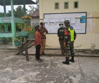 Perkuat Kerjasama, Babinsa Desa Lukit Gelar Komsos Bersama Warga